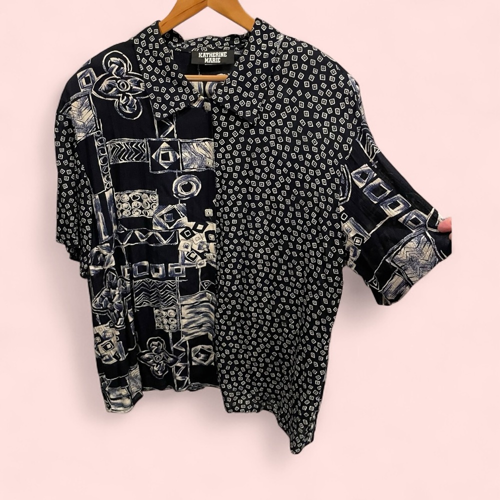 Funky vintage 80s-90’s navy square button oversized button front blouse flowy